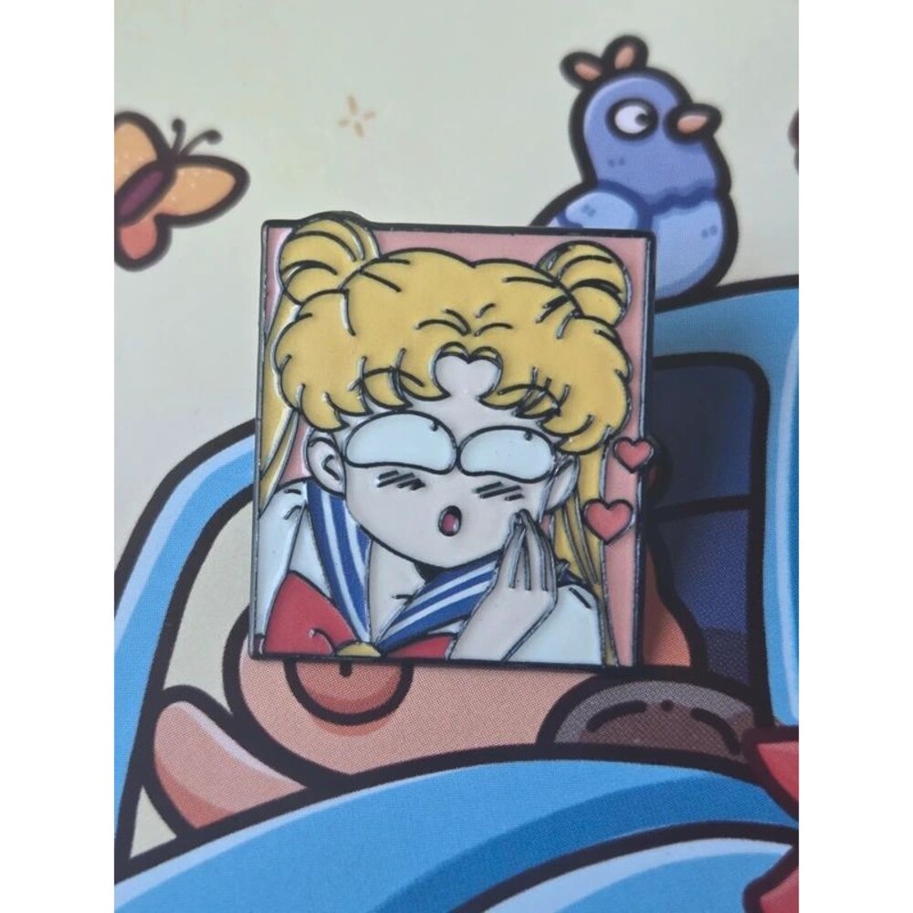 Usagi sailor moon anime enamel pin